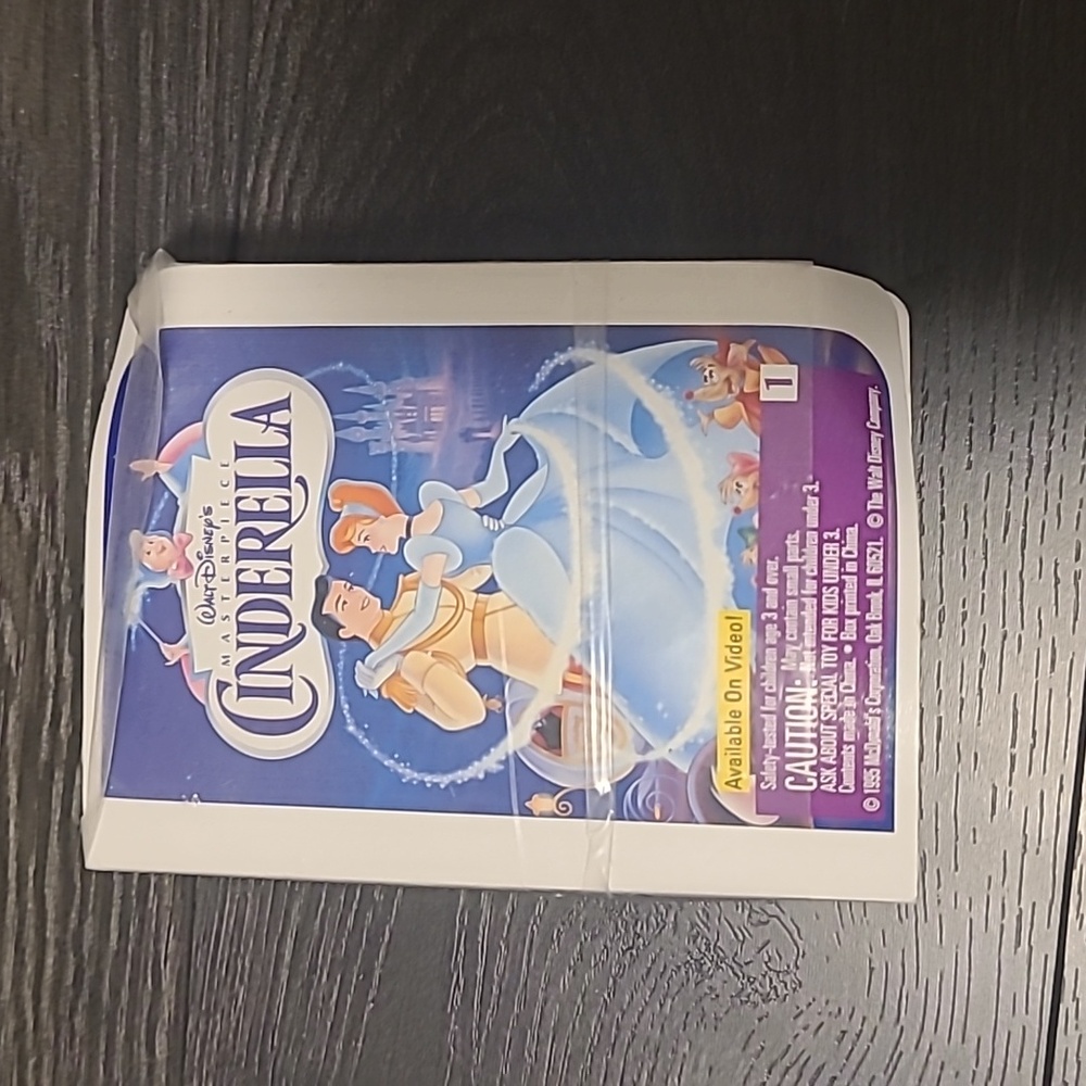 🛍Cinderella 1996 Walt Disney Masterpiece Collection Happy Meal  Mcdonalds